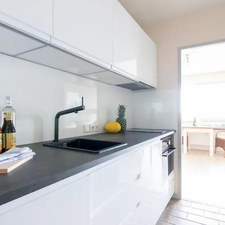 Premium Rosenmoewe Sylt Апартаменты *