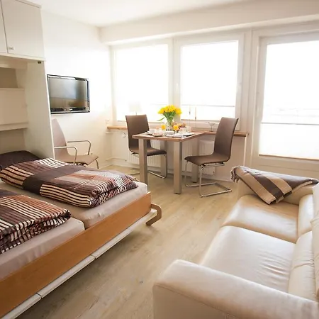 Premium Rosenmoewe Sylt * Веннингштедт