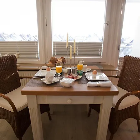 Premium Rosenmoewe Sylt